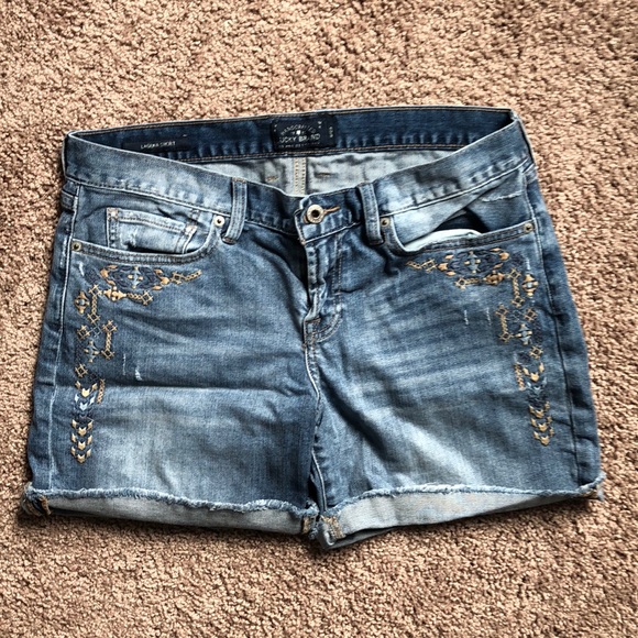 Lucky Brand Pants - Lucky Brand embroidered Laguna jean short